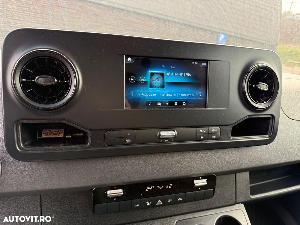 Mercedes-Benz Sprinter 516 - 18