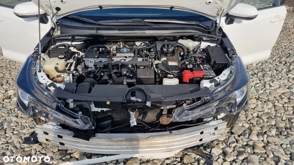 Toyota Corolla 1.8 Comfort - 38