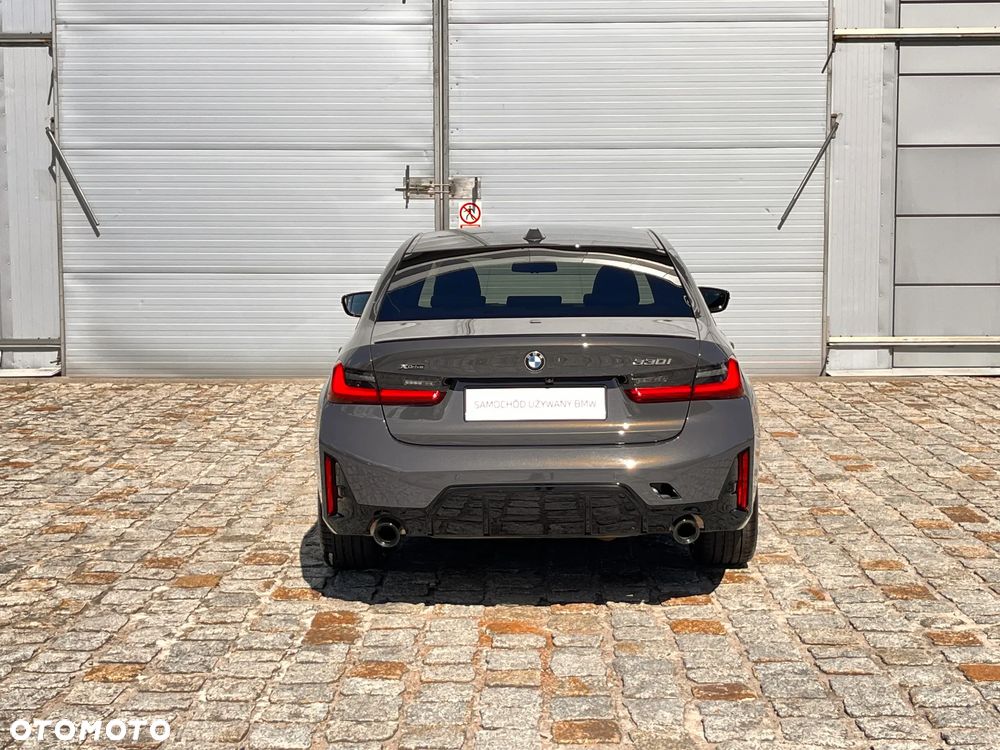BMW Seria 3 330i xDrive M Sport sport - 19