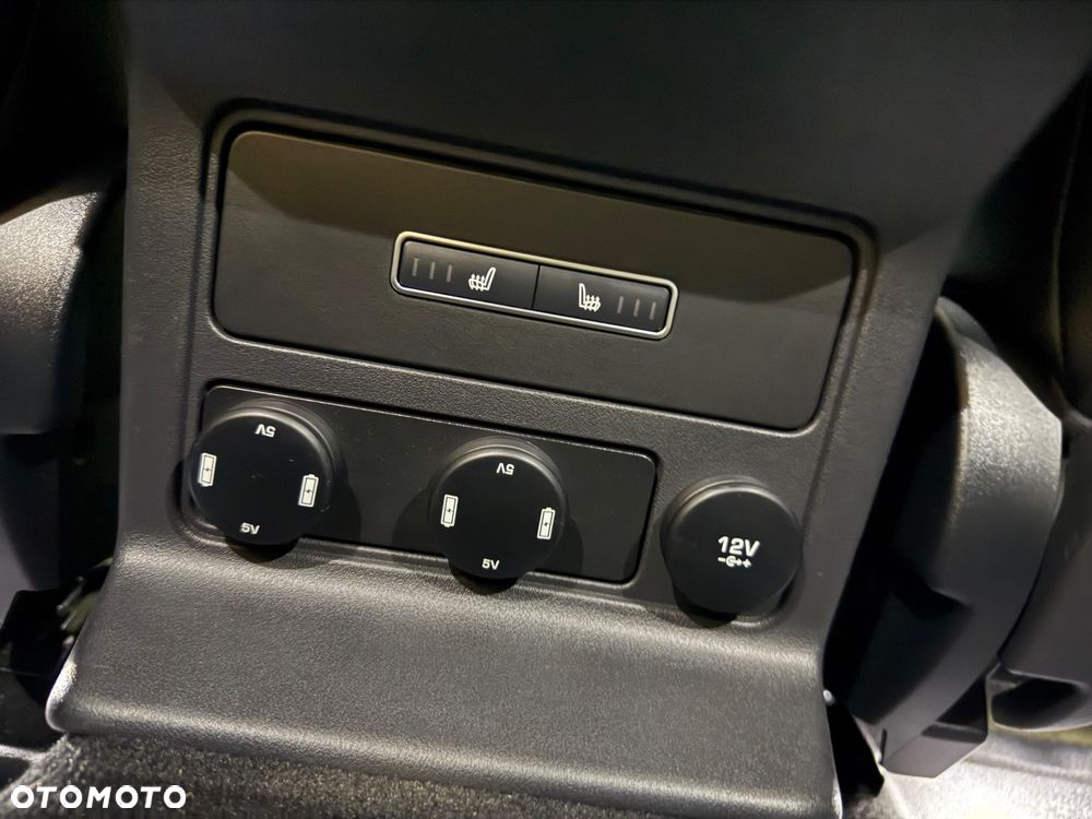 Jaguar F-Pace 2.0 i4D AWD R-Sport - 25