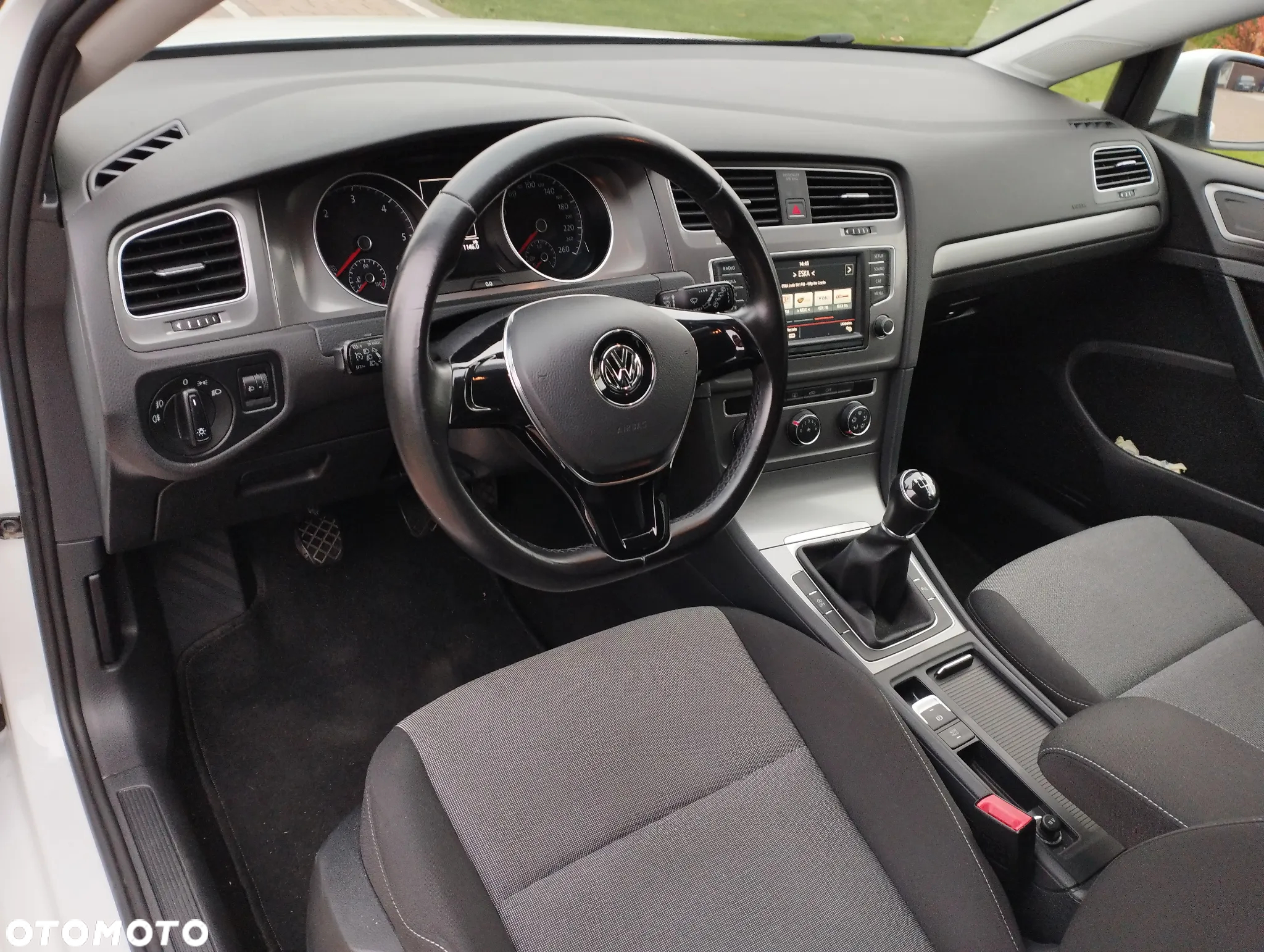 Volkswagen Golf 1.6 TDI 4Motion BlueMotion Technology Comfortline - 13