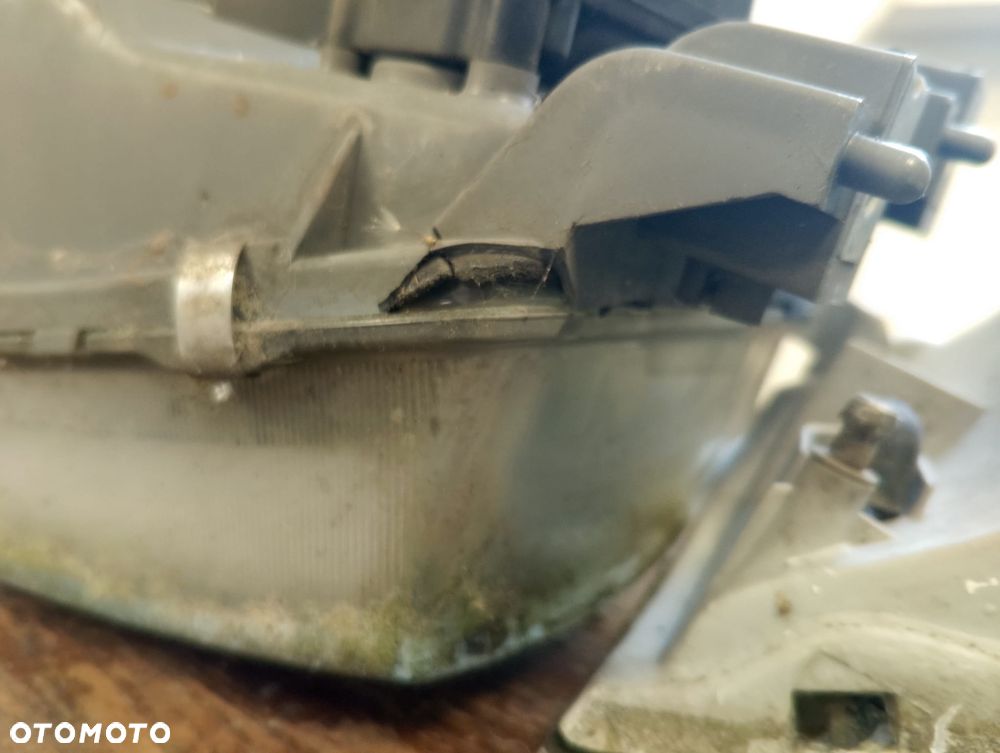Subaru Impreza – Zestaw Lamp Przód + Kierunki | Oryginał Subaru | E13 | Komplet LP+PP - 13