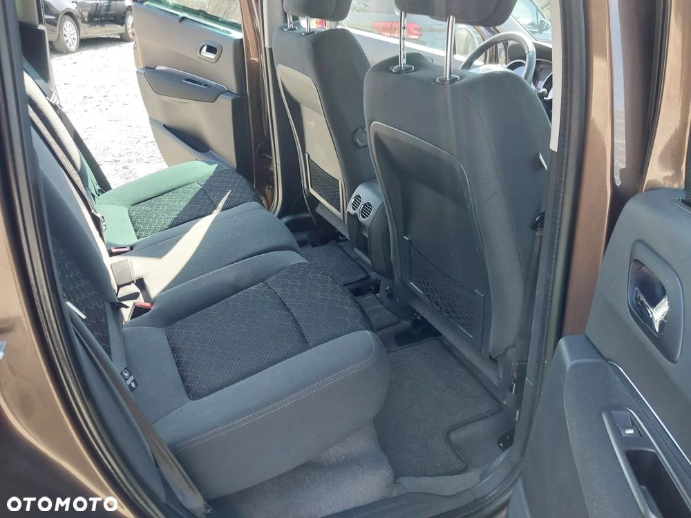 Peugeot 3008 HDi FAP 115 EGS6 Stop&Start Business-Line - 19