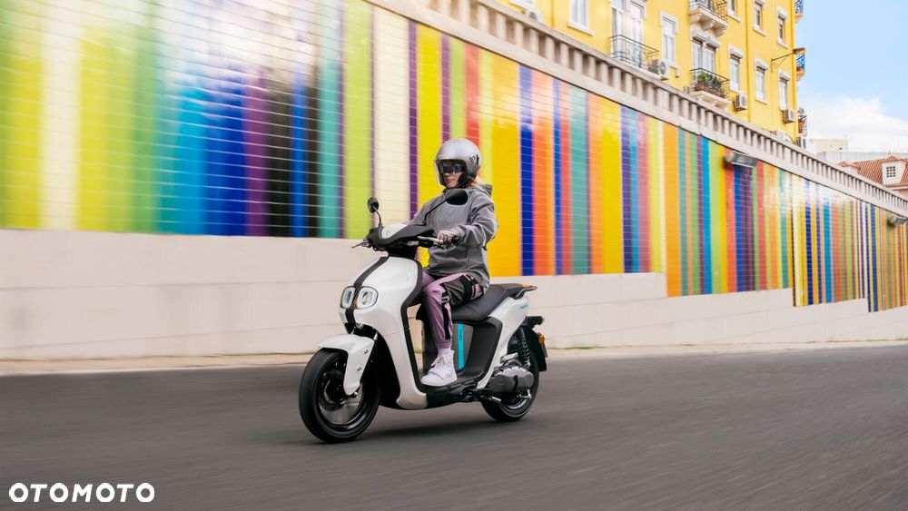 Yamaha Neos - 3