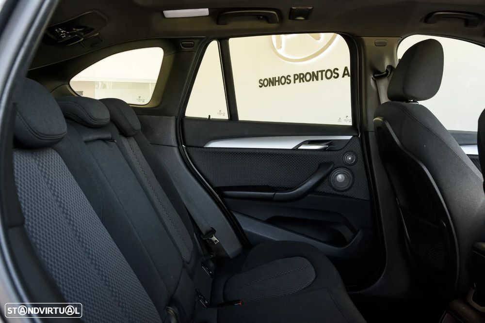 BMW X1 16 d sDrive Advantage - 30
