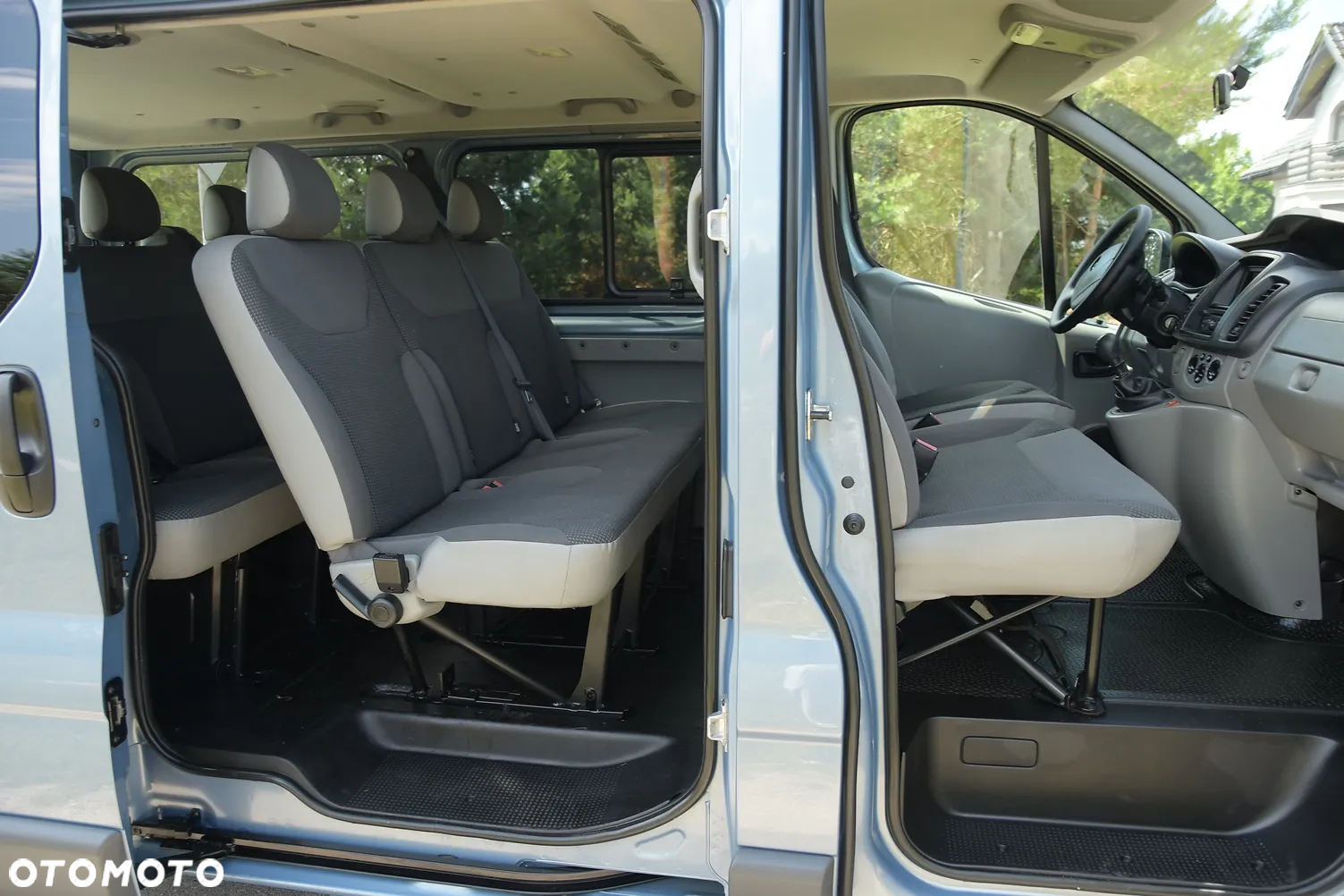 Opel Vivaro L2H1 2.9t - 20