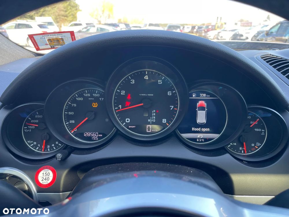 Porsche Cayenne Platinum Edition - 13