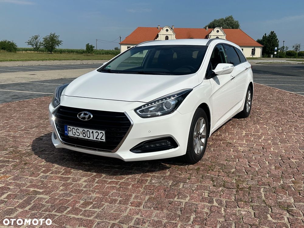 Hyundai i40 Kombi blue 1.7 CRDi Style - 16