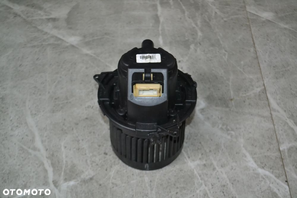 RENAULT CLIO II CAPTUR WENTYLATOR NAWIEWU OGRZEWANIA WNĘTRZA KLIMATYZACJI 5P3730000 - 3