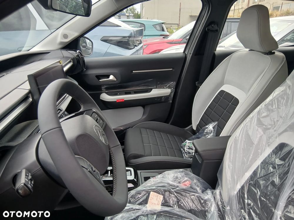 Citroën C3 1.2 mHEV Plus - 6