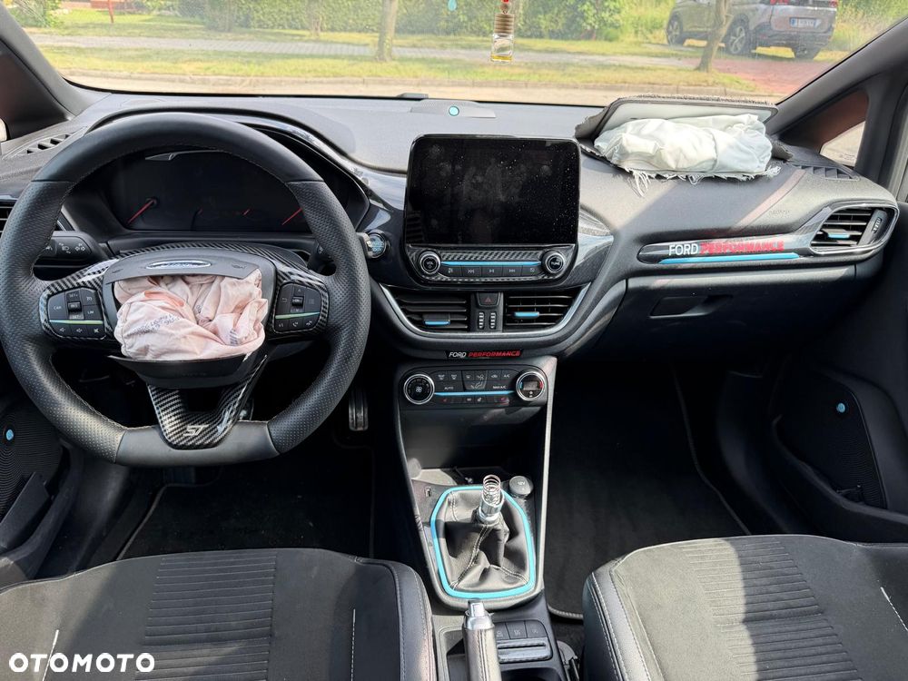 Ford Fiesta - 14