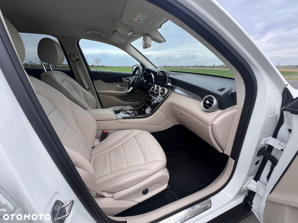 Mercedes-Benz GLC 300 4-Matic - 6