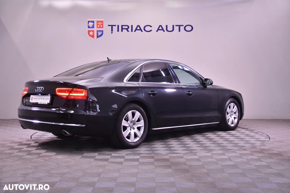 Audi A8 - 5