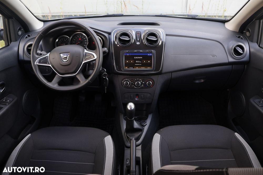 Dacia Sandero 0.9 TCe Laureate - 8