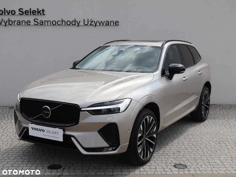 Volvo XC 60 B5 B AWD Ultra Dark - 3