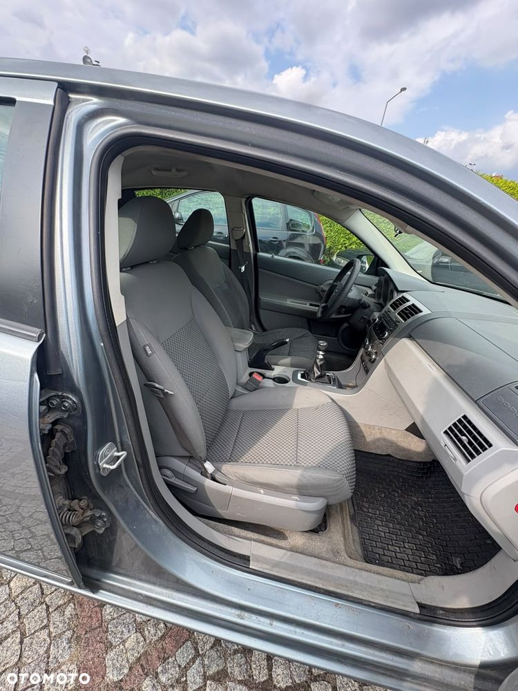 Dodge Avenger 2.0 CRD SE - 16