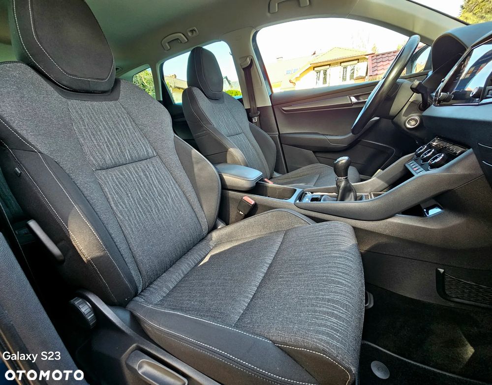 Skoda Karoq 1.6 TDI SCR Ambition - 11