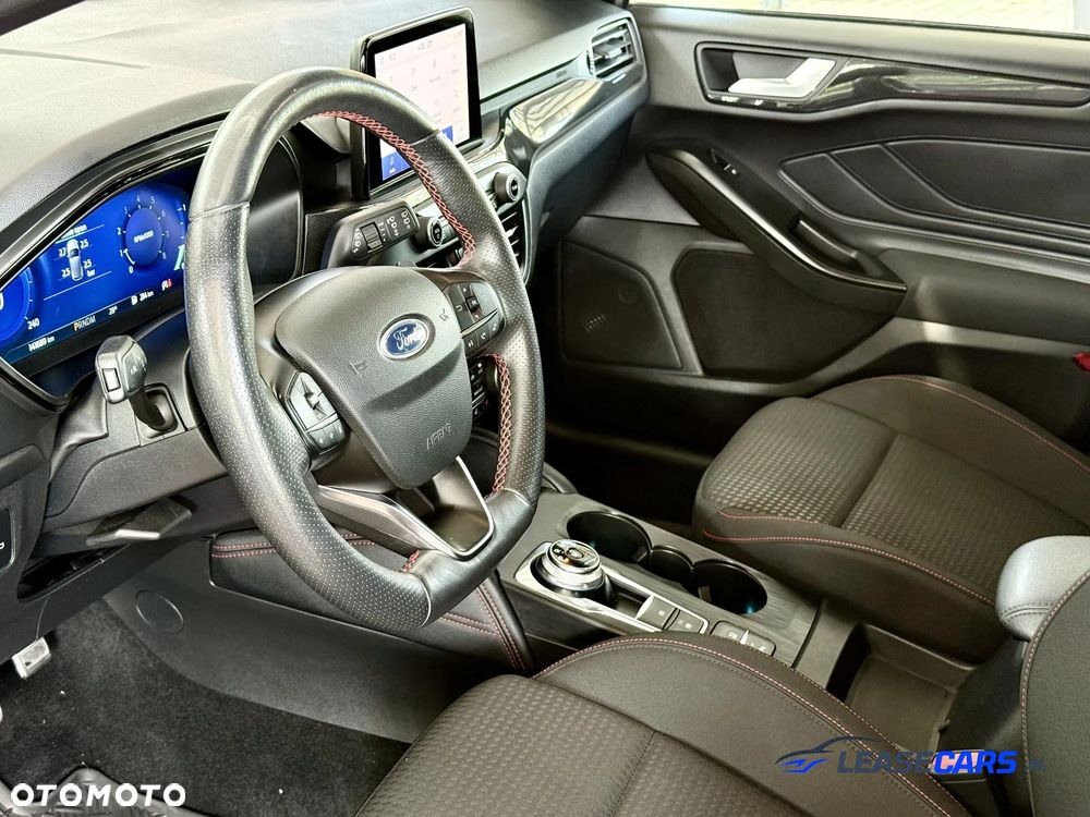 Ford Focus 1.5 EcoBoost STart-Stopp-System ST-LINE - 10