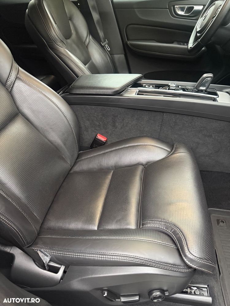 Volvo XC 60 B5 B AWD Geartronic RDesign - 30