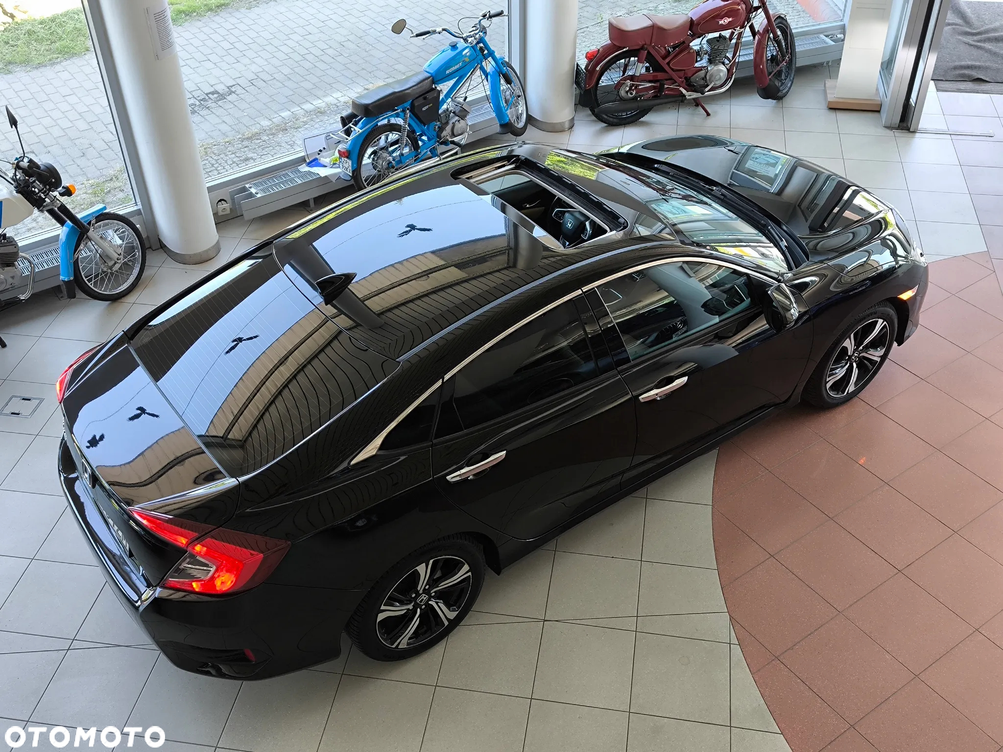 Honda Civic 1.5 T Executive - 3