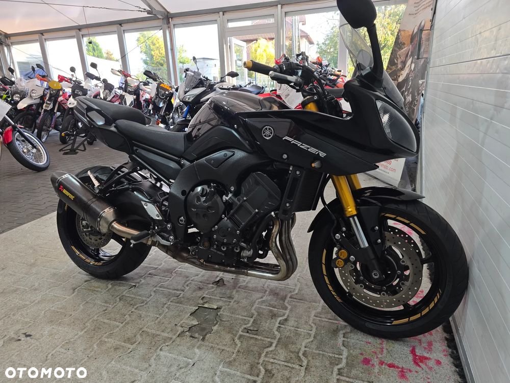 Yamaha FZ - 22