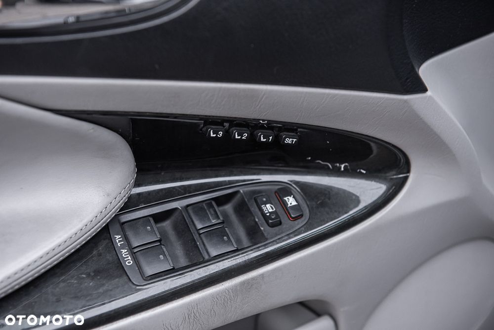 Lexus GS 300 Executive Line - 24