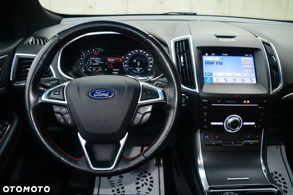 Ford Edge 2.0 EcoBlue Bi-Turbo 4x4 ST-LINE - 16