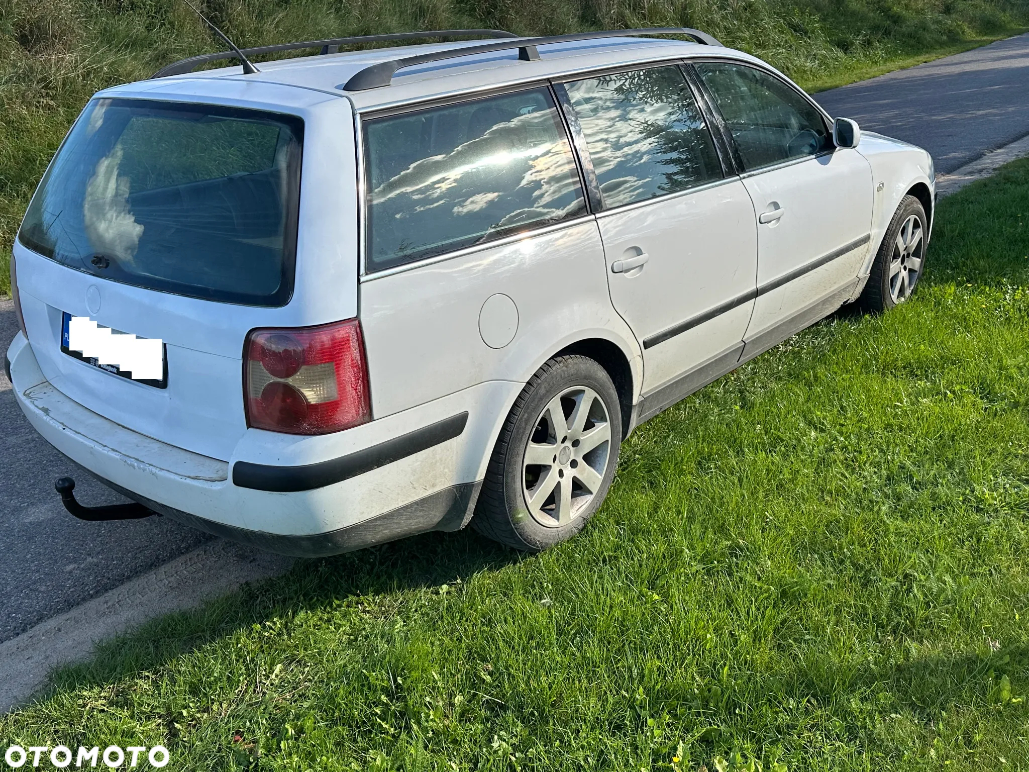 Volkswagen Passat - 4