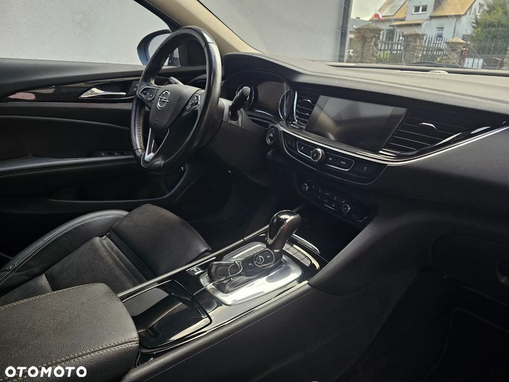 Opel Insignia 2.0 BiTrb D 4x4 Automatik - 14