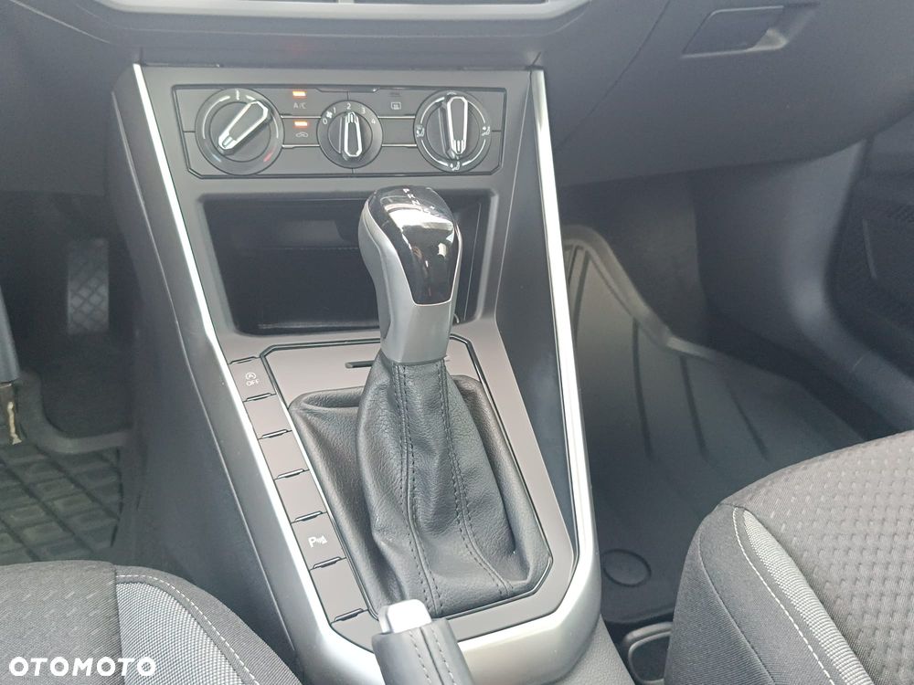 Volkswagen Taigo - 10
