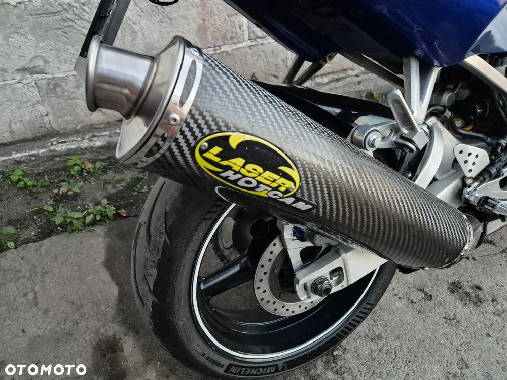 Yamaha R6 - 16