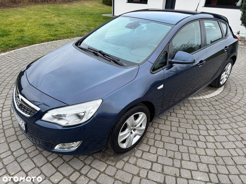 Opel Astra - 16