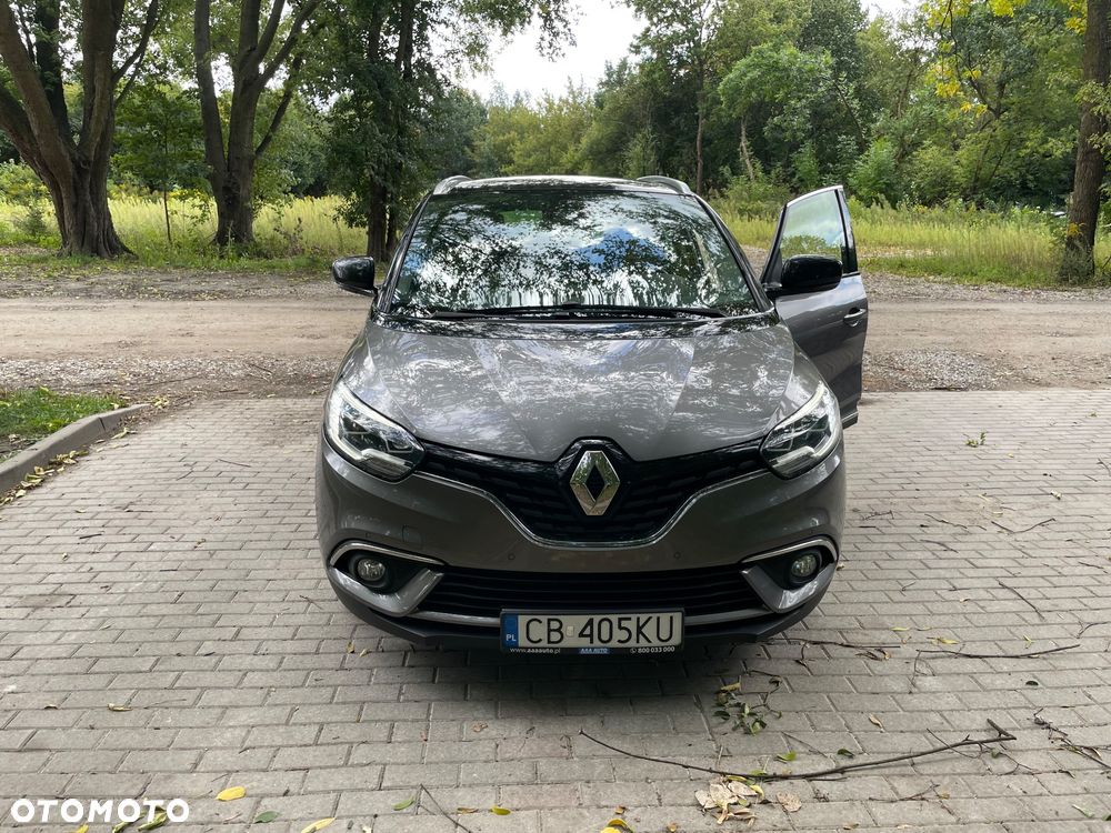 Renault Grand Scenic - 12