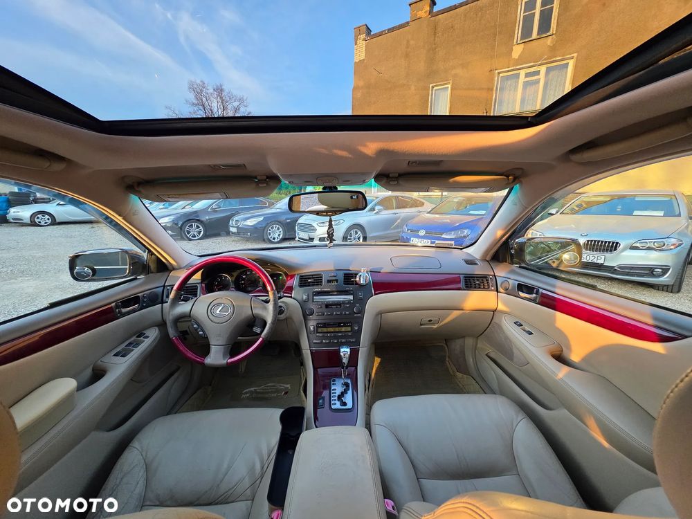 Lexus ES Standard - 9