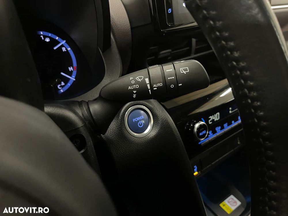 Toyota Yaris Cross 1.5 VVT-i HSD 4x2 Exclusive Elegant - 23