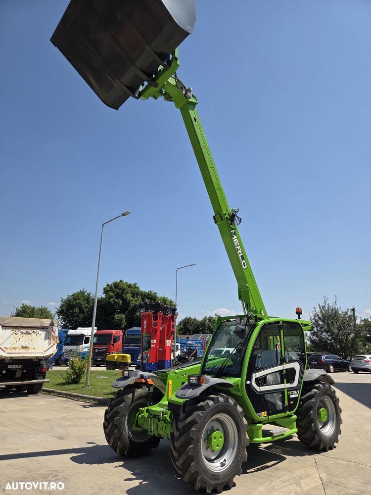 Merlo TF35.7-140, ridica 3,5t la 7m, motor Deutz 140CP, cupa si furci, transmisie 4x4, aer conditionat, Masa operatinala 6800kg, lungime 4,4m, latime 2,3m, produs in ITALIA, garantie 1 an, posibilitate leasing-PROMOTIE 81.900 EUR+Tva - 12
