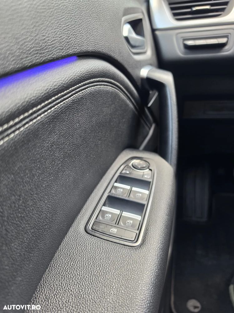 Renault Captur TCe Mild Hybrid 140 GPF TECHNO - 15