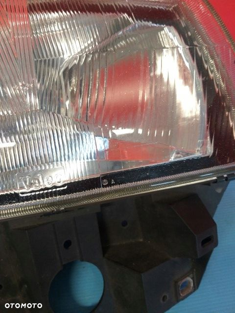 VW t4 Caravelle Multivan lampa prawy przód Valeo - 3