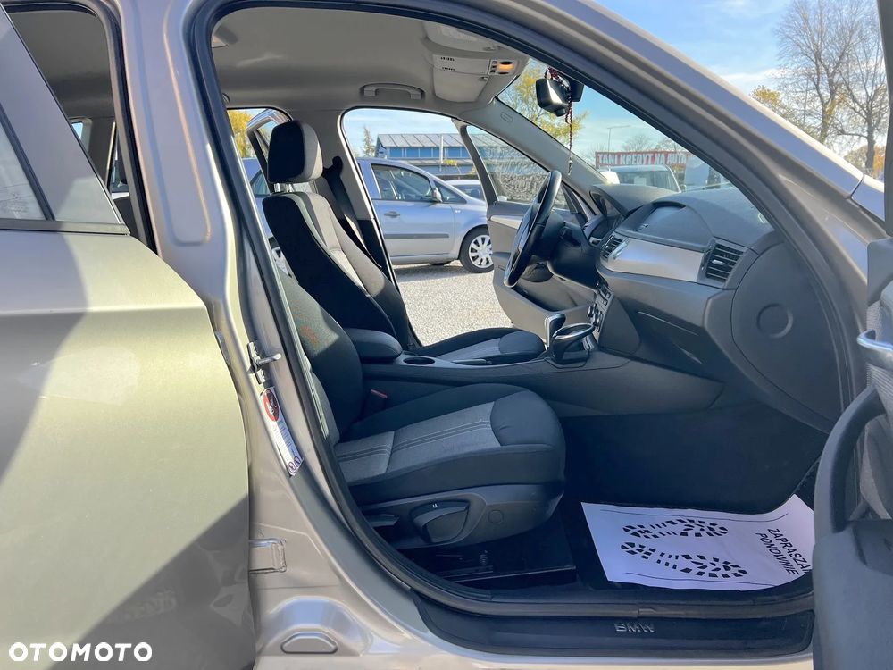 BMW X1 xDrive18d - 14