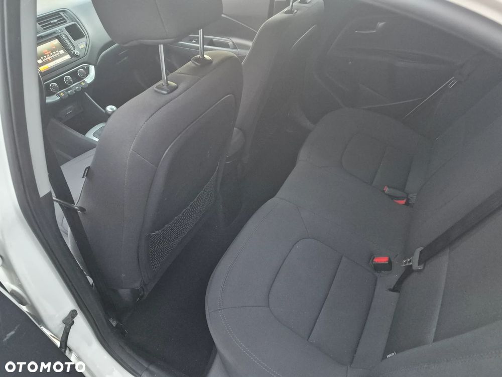 Kia Rio 1.4 Vision - 10