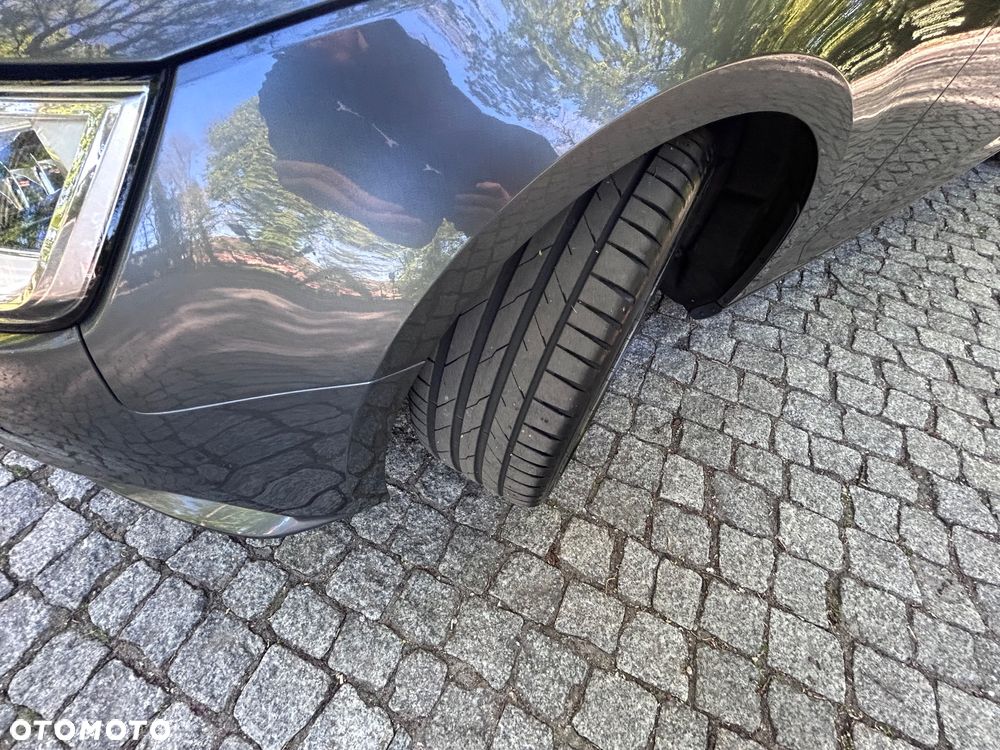 Audi A4 Avant 2.0 TDI S tronic quattro design - 19