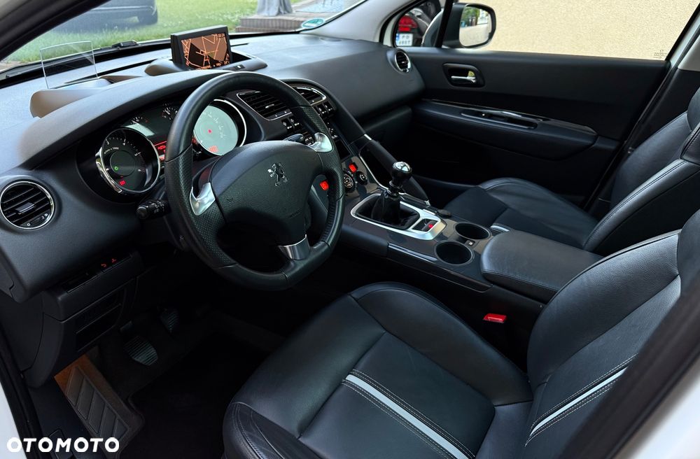 Peugeot 3008 HDi 150 Allure - 8