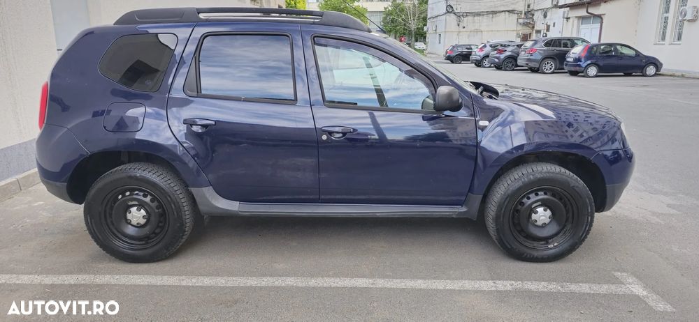 Dacia Duster 1.6 4x2 Laureate - 9