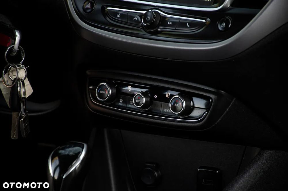Opel Crossland X - 19
