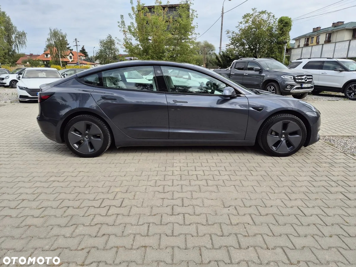 Tesla Model 3 Long Range AWD - 18