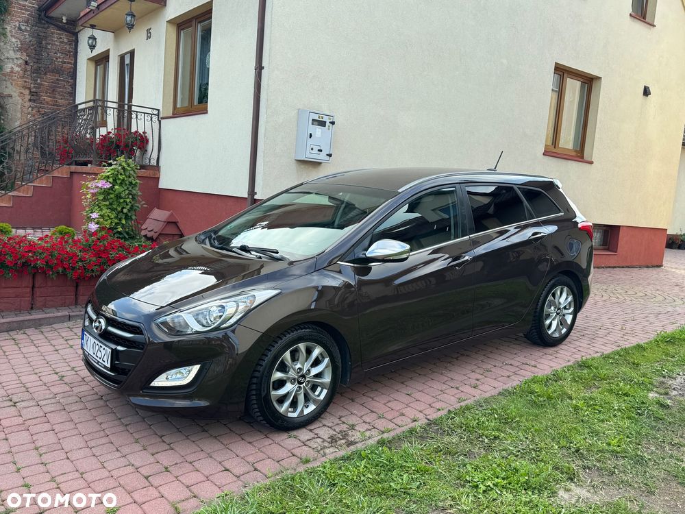 Hyundai i30 1.6 Fifa World Cup Edition - 1