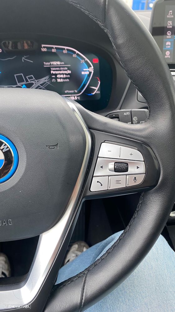 BMW iX3 Inspiring - 37