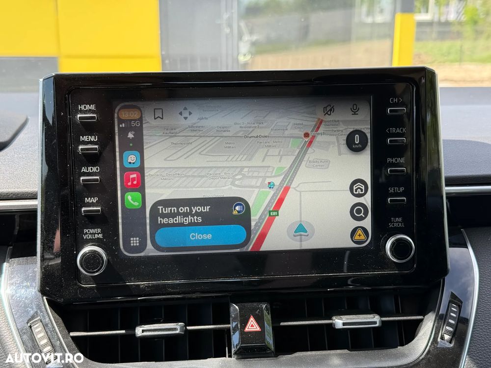 Toyota Corolla 1.8 HSD Business - 17