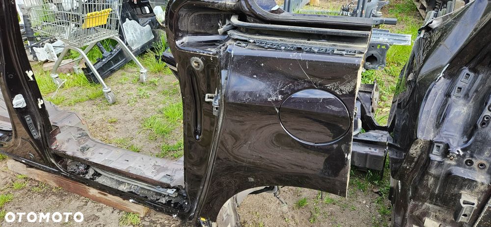 Chrysler Pacifica 2016- Próg lewy Ćwiartka lewa Bok lewy Słupek środkowy przedni A B kolor PUV - 10