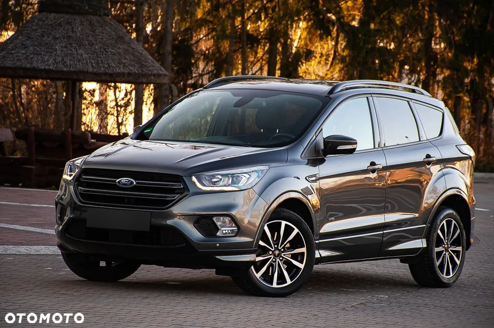 Ford Kuga 2.0 TDCi AWD ST-Line - 4